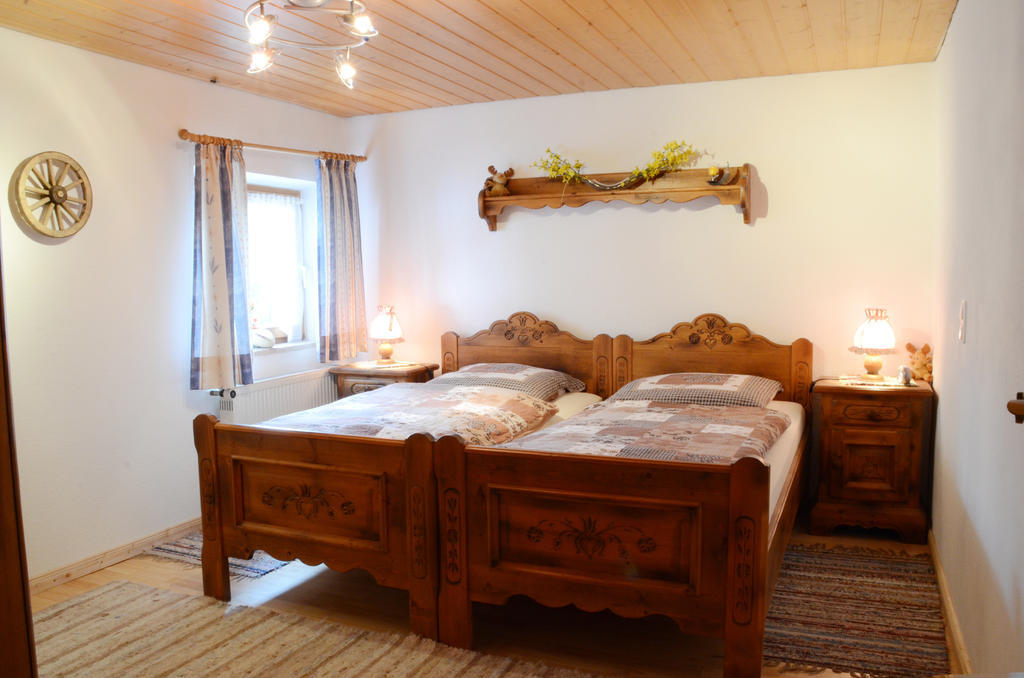 Suite Sinja Erlebnisferienwohnung 하우샴 객실 사진