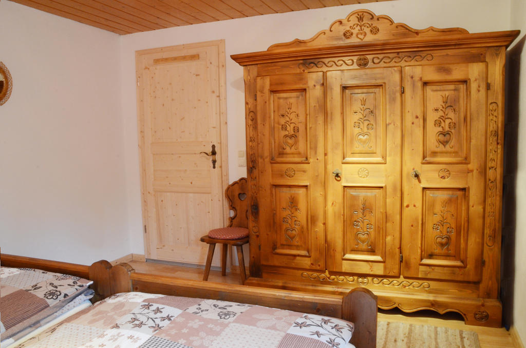 Suite Sinja Erlebnisferienwohnung 하우샴 객실 사진